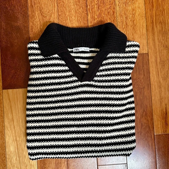 ZARA | Crochet striped knit polo with a polo collar and short sleeves size L - Picture 5 of 5